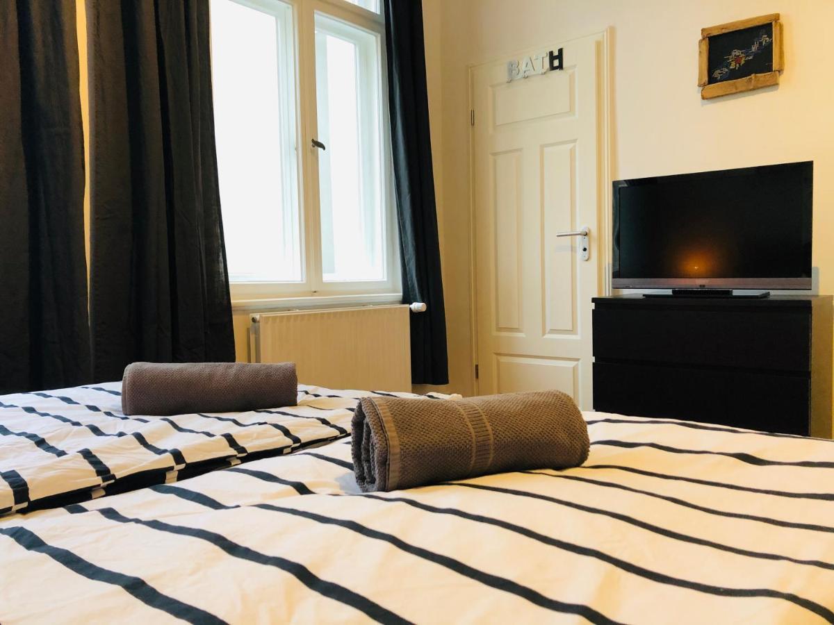 Appartement Modernes Am Viktoria Luise Platz Berlijn